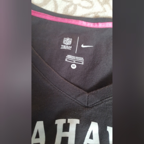 Ladies Seattle Seahawks Tee - Picture 2 of 2